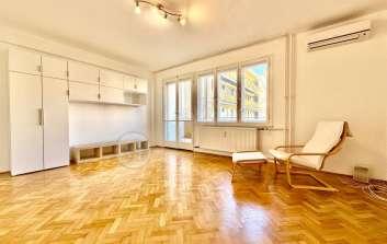 Karinthy Frigyes út