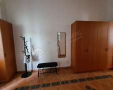 Oktogon-budapest_vi_keruelet_oktogon373877_18.jpg