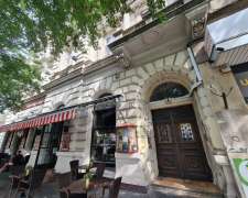 Oktogon-budapest_vi_keruelet_oktogon373885_27.jpg