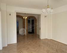 Bajcsy-Zsilinszky út-budapest_vi_keruelet_bajcsy_zsilinszky_ut519695_12.jpg