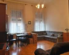 Vörösmarty utca-budapest_vi_keruelet_voeroesmarty_utca406314_2.jpg
