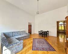 Vörösmarty utca-budapest_vi_keruelet_voeroesmarty_utca542533_2.jpg