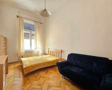 Vörösmarty utca-budapest_vi_keruelet_voeroesmarty_utca542534_4.jpg