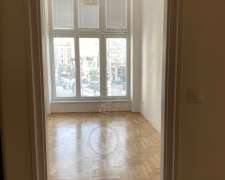 Ferenciek tere-budapest_v_keruelet_ferenciek_tere477220_5.jpg