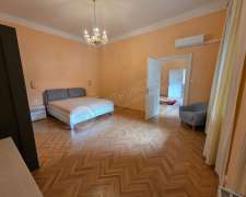 Rákóczi út-budapest_vii_keruelet_rakoczi_ut530154_9.jpg