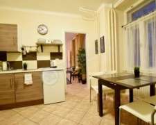 Révay köz-budapest_vi_keruelet_revay_koez546215_4.jpg