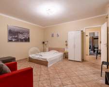 Révay köz-budapest_vi_keruelet_revay_koez546217_5.jpg