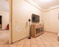 Révay köz-budapest_vi_keruelet_revay_koez546219_6.jpg