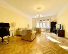 Falk Miksa utca-budapest_v_keruelet_falk_miksa_utca546808_4.jpg