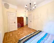 Falk Miksa utca-budapest_v_keruelet_falk_miksa_utca546817_13.jpg