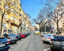 Falk Miksa utca-budapest_v_keruelet_falk_miksa_utca546822_18.jpg