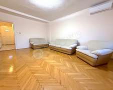 Harminckettesek tere-budapest_viii_keruelet_harminckettesek_tere547107_2.jpg