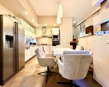 Vörösmarty utca-budapest_vi_keruelet_voeroesmarty_utca548724_4.jpg