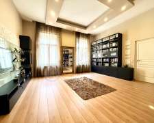 Vörösmarty utca-budapest_vi_keruelet_voeroesmarty_utca548727_7.jpg