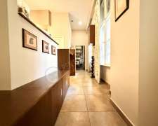 Vörösmarty utca-budapest_vi_keruelet_voeroesmarty_utca548744_25.jpg