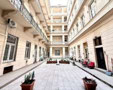 Vörösmarty utca-budapest_vi_keruelet_voeroesmarty_utca548747_28.jpg