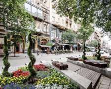 Nagymező utca-budapest_vi_keruelet_nagymezo_utca549118_19.jpg