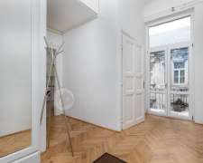 Hold utca-budapest_v_keruelet_hold_utca551336_4.jpg