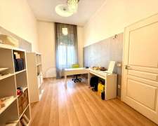 Vörösmarty utca-budapest_vi_keruelet_voeroesmarty_utca552420_9.jpg