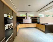 Hegyalja út-budapest_xii_keruelet_hegyalja_ut476139_1.jpg