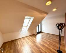 Szabadság utca-budapest_ii_keruelet_szabadsag_utca512459_16.jpg